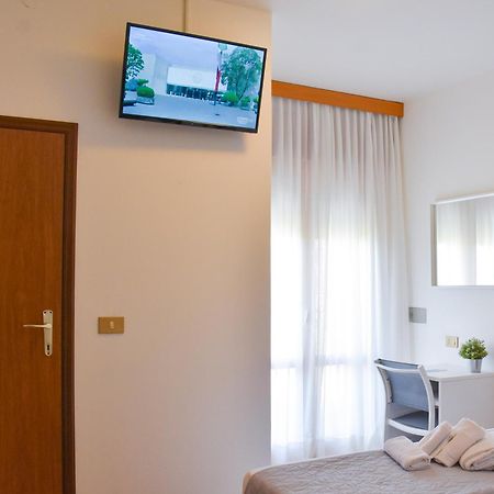 Hotel Umberto 리도 디 예솔로 외부 사진